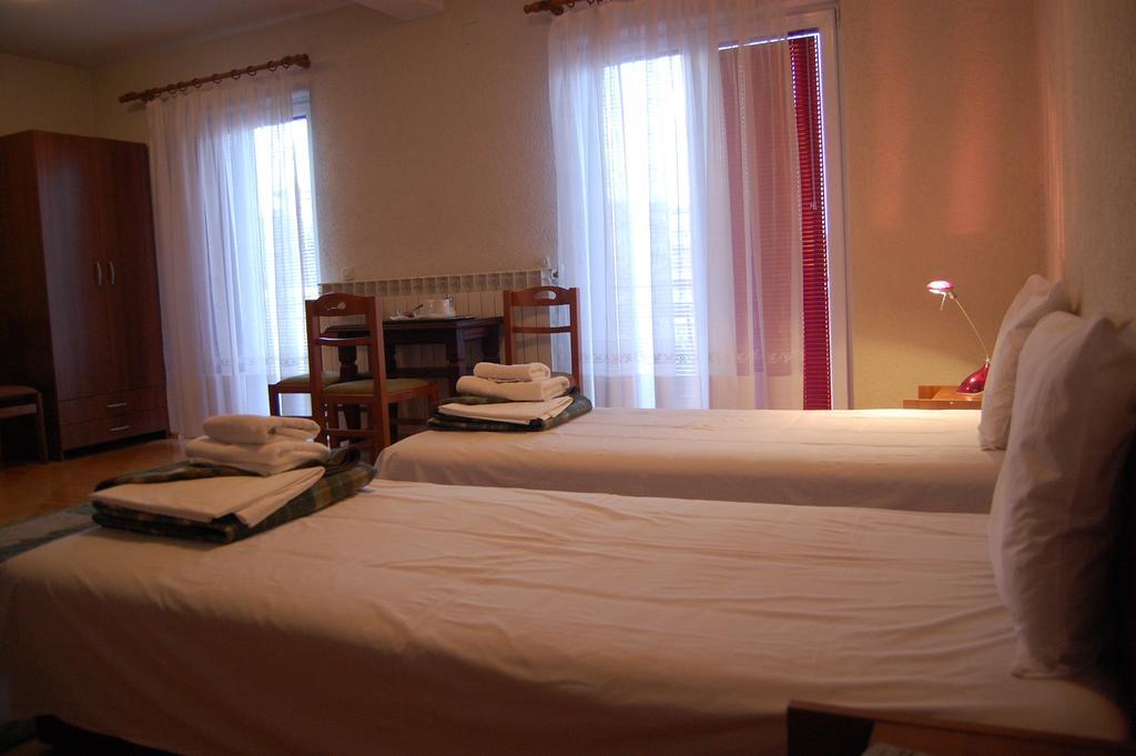 Hotel Montenegro Struga Luaran gambar