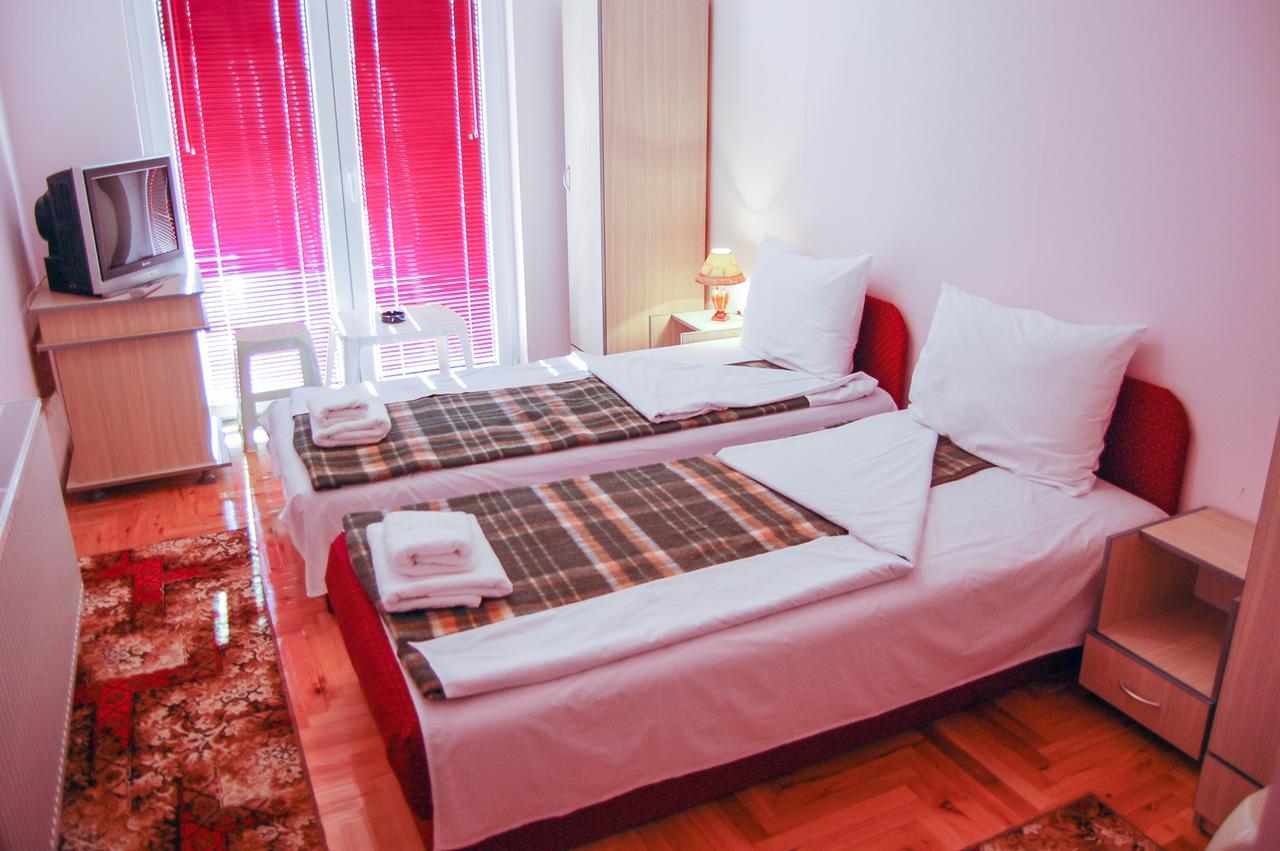 Hotel Montenegro Struga Luaran gambar