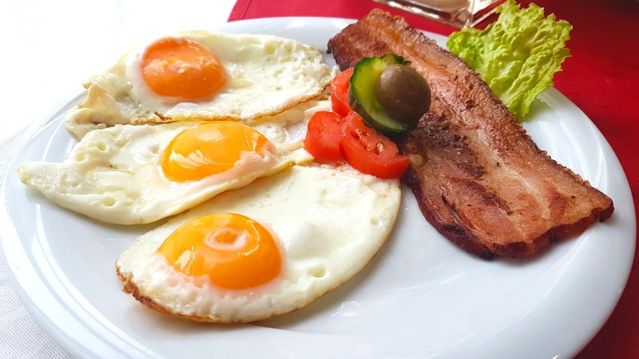 Hotel Montenegro Struga Luaran gambar