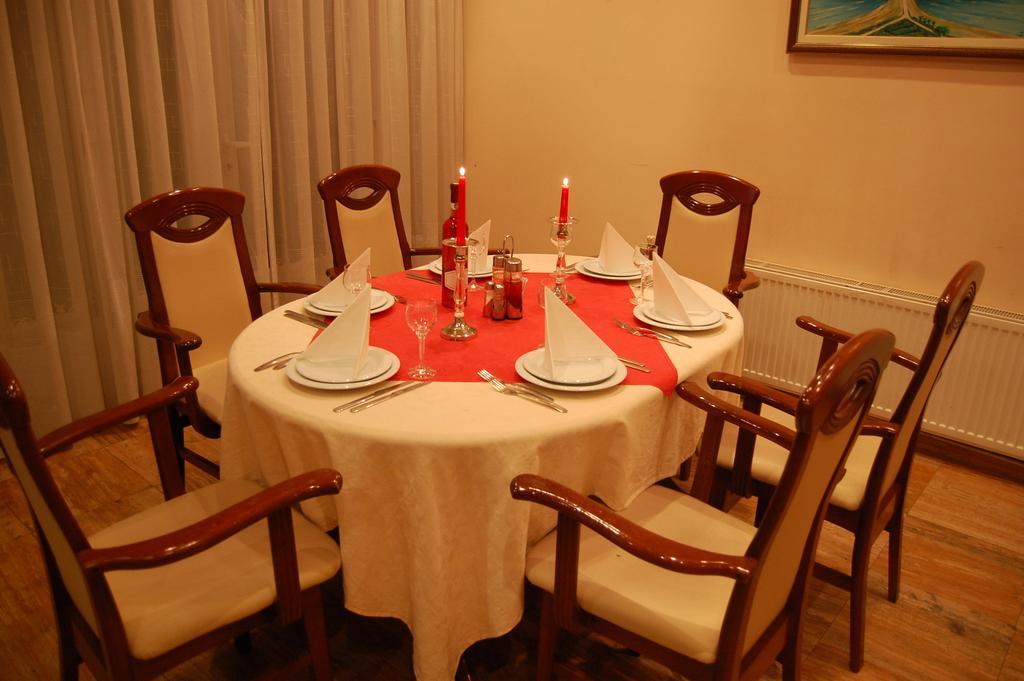 Hotel Montenegro Struga Luaran gambar