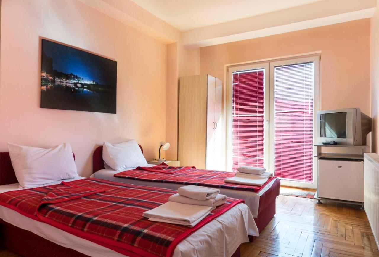 Hotel Montenegro Struga Luaran gambar